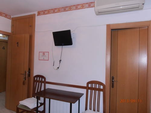 Imagen general del Hostal Restaurante Las Rejas. Foto 7