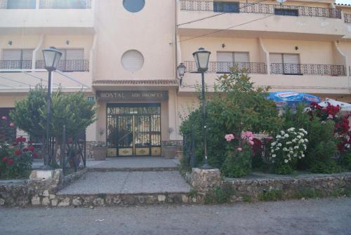 Imagen general del Hostal Restaurante Los Bronces. Foto 6