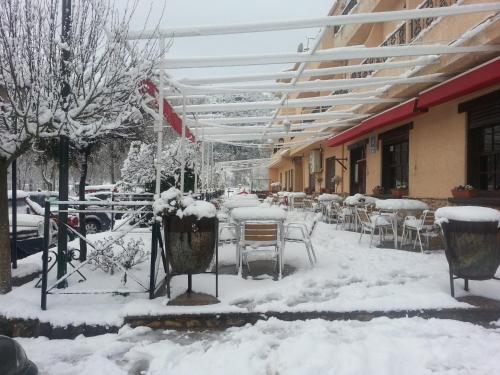 Imagen general del Hostal Restaurante Los Bronces. Foto 8