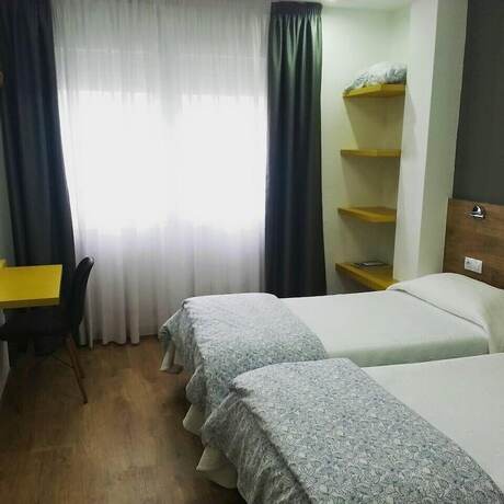 Imagen general del Hostal Restaurante Lugano. Foto 4