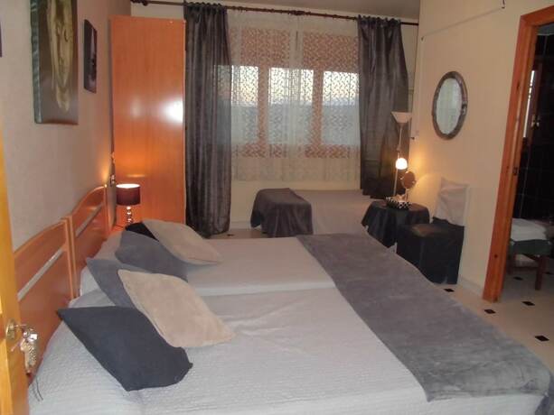 Imagen de la habitación del Hostal Restaurante Patio. Foto 16