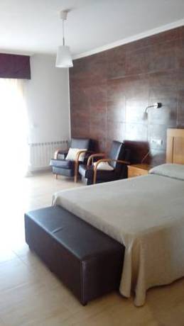 Imagen de la habitación del Hostal Restaurante Pinarejo. Foto 3