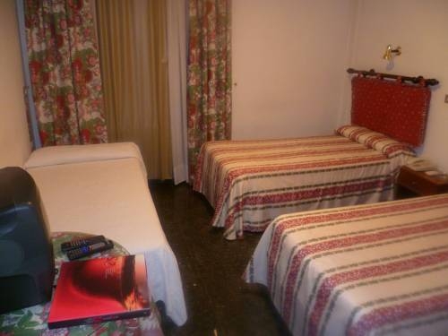 Imagen general del Hostal Restaurante Pirineos. Foto 9