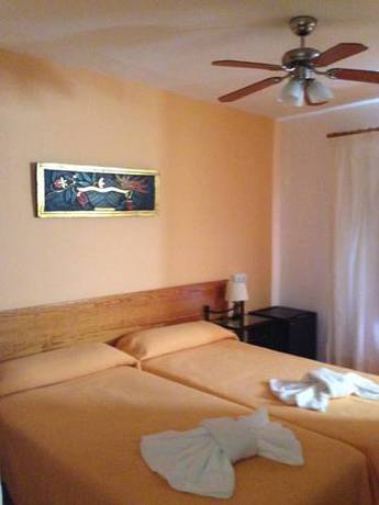 Imagen de la habitación del Hostal Restaurante Pou Des Lle&oacute;. Foto 5
