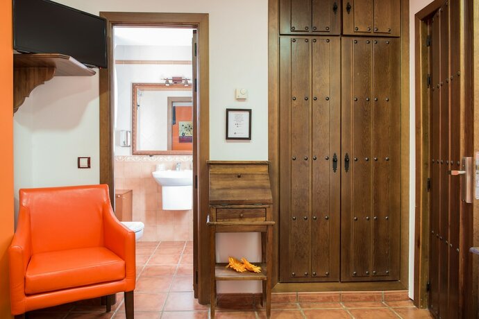 Imagen de la habitación del Hostal Restaurante Rijujama. Foto 19