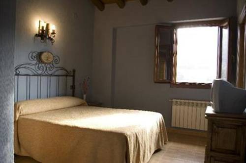 Imagen de la habitación del Hostal Restaurante Sierra De La Martina. Foto 5