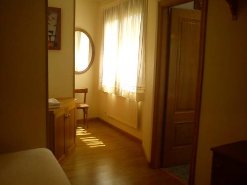 Imagen de la habitación del Hostal Restaurante Soborvila. Foto 5