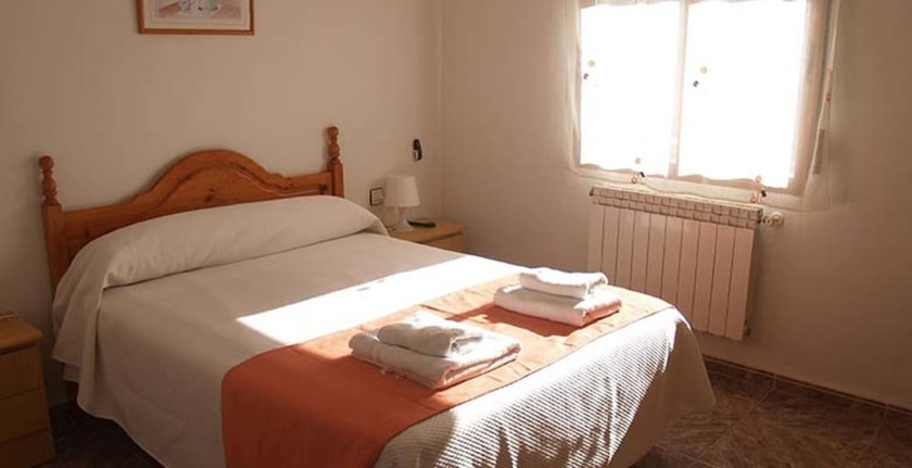 Imagen de la habitación del Hostal Restaurante Taibilla. Foto 17