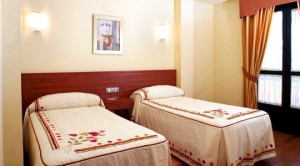 Imagen de la habitación del Hostal Restaurante Teodora. Foto 4