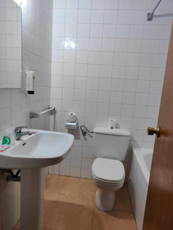 Imagen de la habitación del Hostal Restaurante Venta del Barro. Foto 20