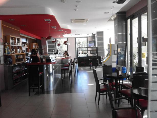 Imagen del bar/restaurante del Hostal Restaurante Vial. Foto 2