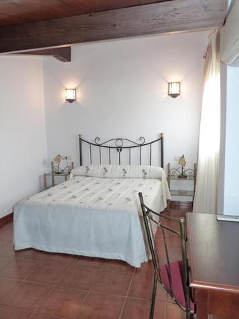 Imagen de la habitación del Hostal Restaurante las Canteras. Foto 6