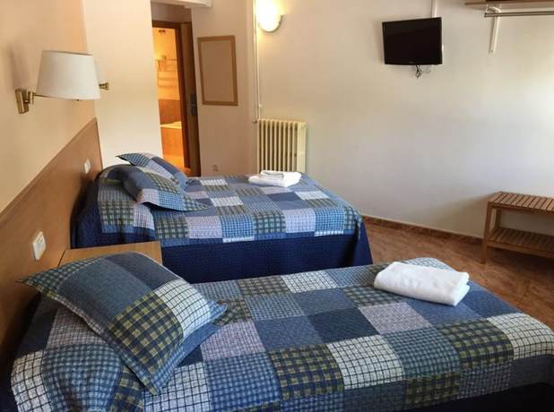 Imagen de la habitación del Hostal Río De Castro Barcelona. Foto 3