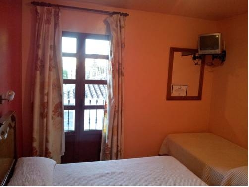 Imagen general del Hostal Río De Oro. Foto 9