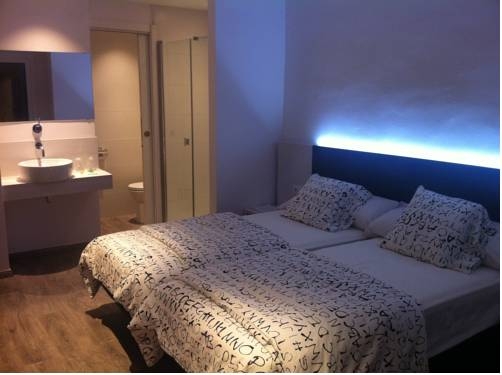 Imagen general del Hostal Ribas. Foto 5