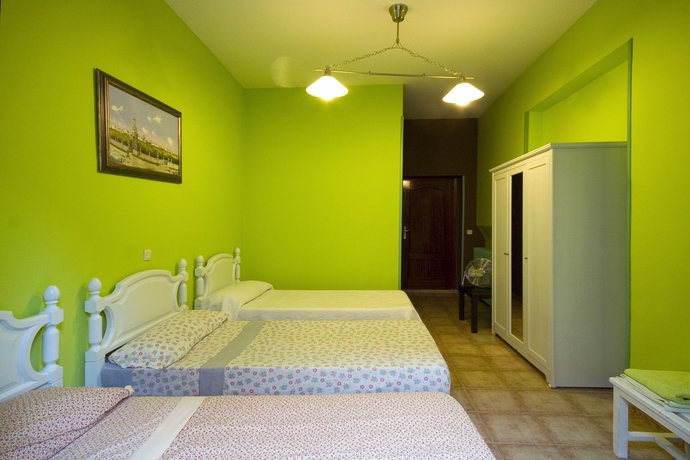 Imagen de la habitación del Hostal Rico. Foto 2