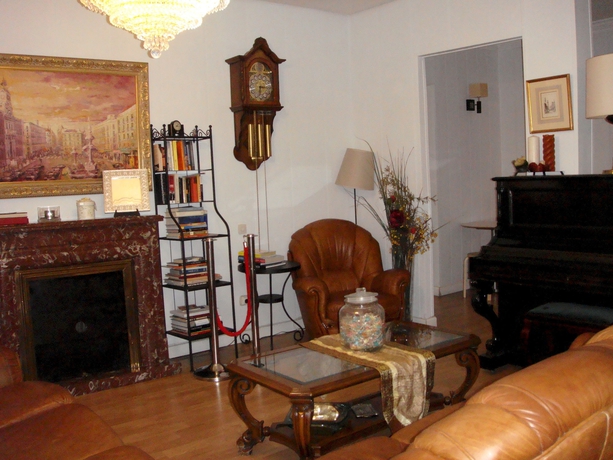 Imagen de los interiores del Hostal Riesco. Foto 15