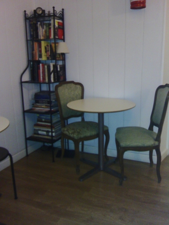 Imagen de los interiores del Hostal Riesco. Foto 16