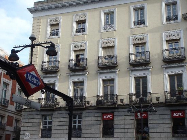 Imagen general del Hostal Riesco. Foto 4