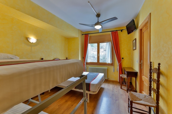 Imagen de la habitación del Hostal Rio Ara Bellosta. Foto 3