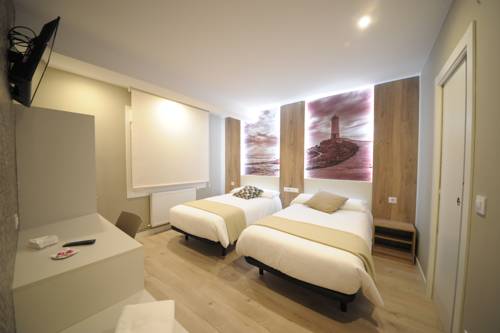 Imagen de la habitación del Hostal Rio Sil Carballo. Foto 2