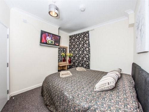 Imagen general del Hostal Riverside Hotel Bed and Breakfast. Foto 2