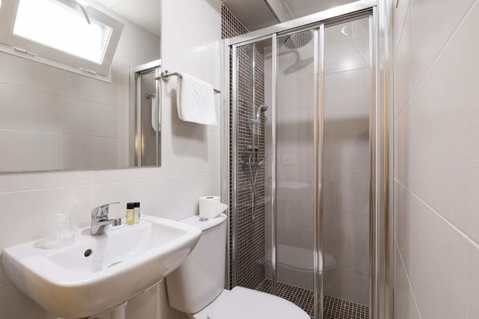 Imagen de la habitación del Hostal Roca, San Antonio [Centro]. Foto 14