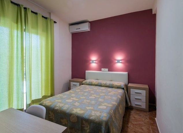 Imagen general del Hostal Rocamar, Almu&ntilde;&eacute;car. Foto 1