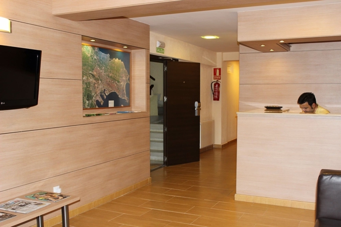 Imagen de los interiores del Hostal Rocamar, Santander. Foto 17