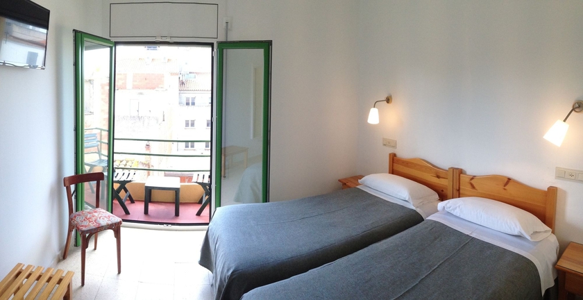 Imagen de la habitación del Hostal Rom. Foto 10