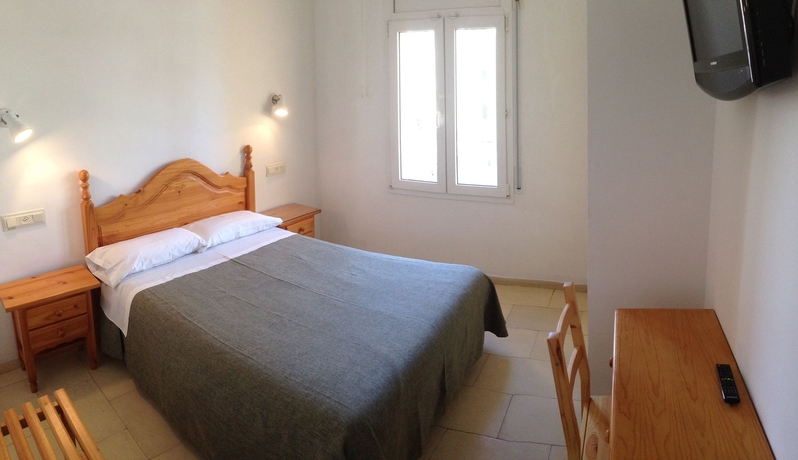 Imagen de la habitación del Hostal Rom. Foto 15