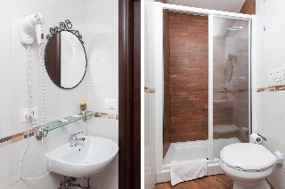 Imagen de la habitación del Hostal Romangelo Ii. Foto 17