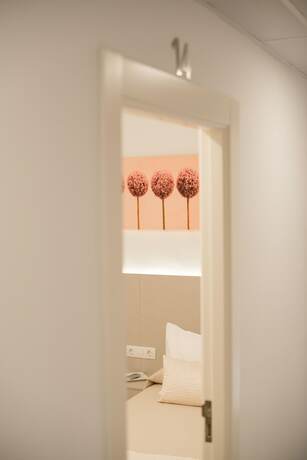 Imagen de la habitación del Hostal Romerito, Málaga. Foto 11