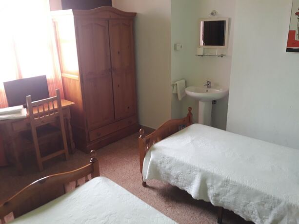 Imagen de la habitación del Hostal Ronda Sol. Foto 14