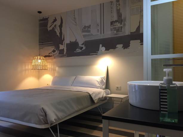 Imagen de la habitación del Hostal Room Select Sol. Foto 5