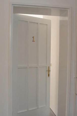 Imagen de los interiores del Hostal Rooms Lara. Foto 19