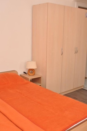 Imagen de la habitación del Hostal Rooms Lara. Foto 16