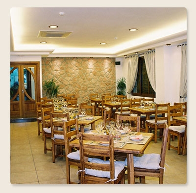 Imagen del bar/restaurante del Hostal Rosalia, San Antonio [Centro]. Foto 16