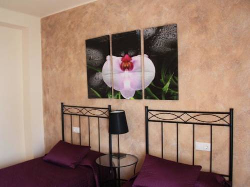 Imagen de la habitación del Hostal Rte. Elena. Foto 14