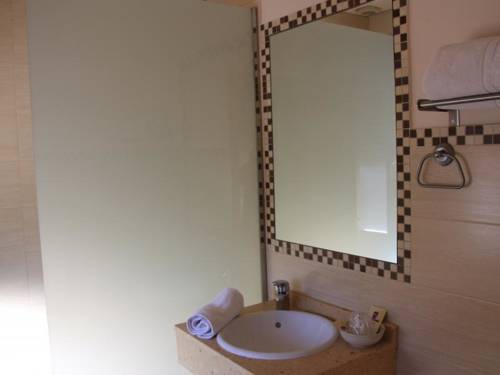 Imagen de la habitación del Hostal Rte. Elena. Foto 15