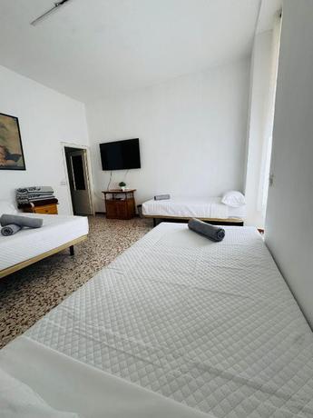 Imagen de la habitación del Hostal Ruano. Foto 11