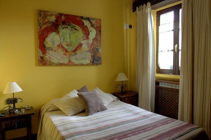 Imagen general del Hostal Rural Elosta. Foto 10