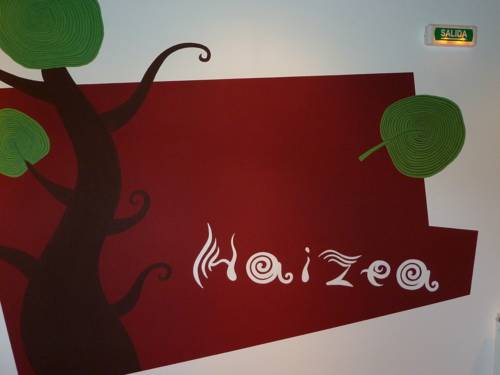 Imagen de la habitación del Hostal Rural Haizea. Foto 9