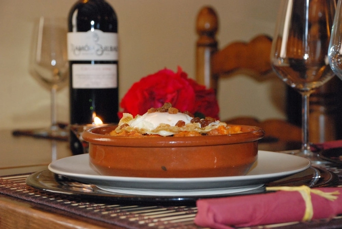 Imagen del bar/restaurante del Hostal Rural Moratin. Foto 3