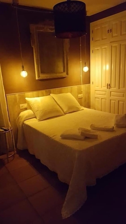 Imagen de la habitación del Hostal Rural , Palacio Do&ntilde;ana. Foto 14