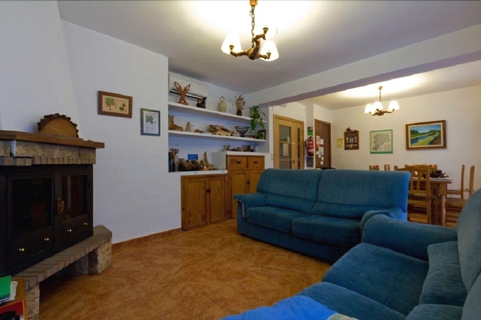 Imagen del bar/restaurante del Hostal Rural Río Mundo. Foto 4