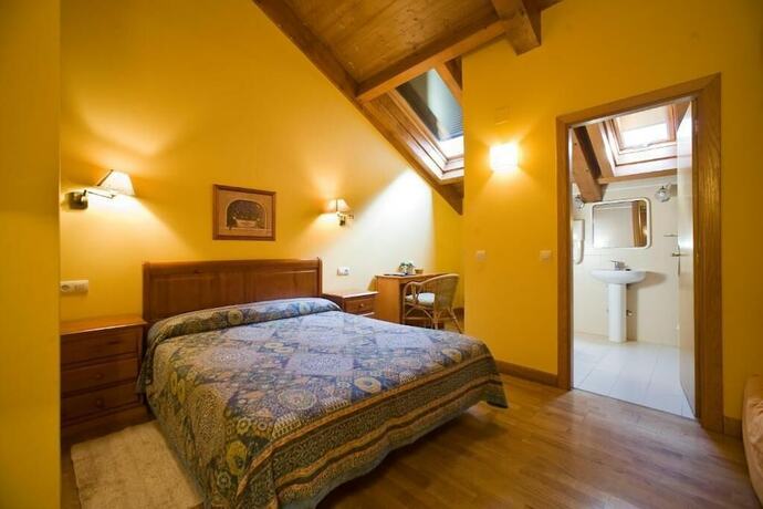 Imagen general del Hostal Rural Salazar. Foto 6