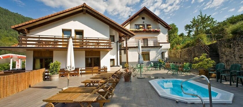 Imagen general del Hostal Rural Salazar. Foto 15