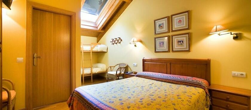 Imagen de la habitación del Hostal Rural Salazar. Foto 17