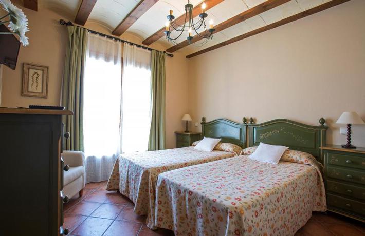 Imagen de la habitación del Hostal Rural Santa B&aacute;rbara. Foto 10